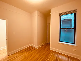 Rented by Metropolis Real Estate of Manhattan