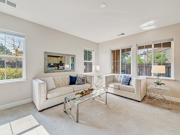 4th image of 5426 Cahalan Ave