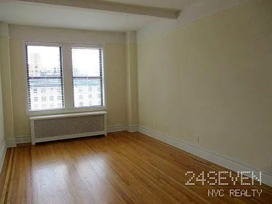 Rented by 24 7 NYC Realty Inc. | media 26