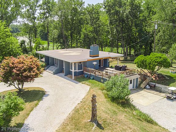 2nd image of 9561 Ute Pointe Dr