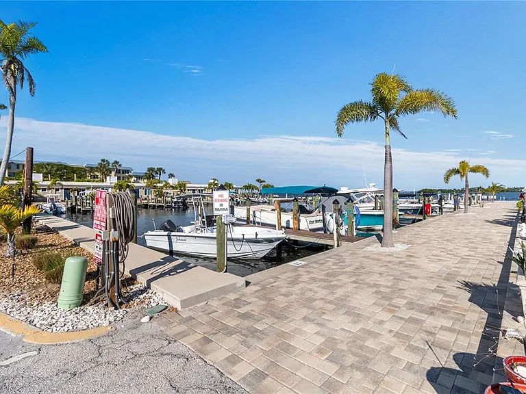 3740 Gulf Of Mexico Dr #114 — Photo 38