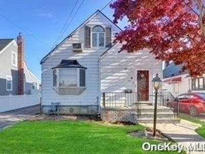 99 Emporia Avenue, Elmont, NY, 11003