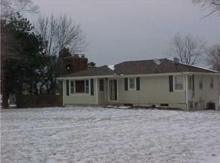 20476 147th St, Basehor, KS 66007