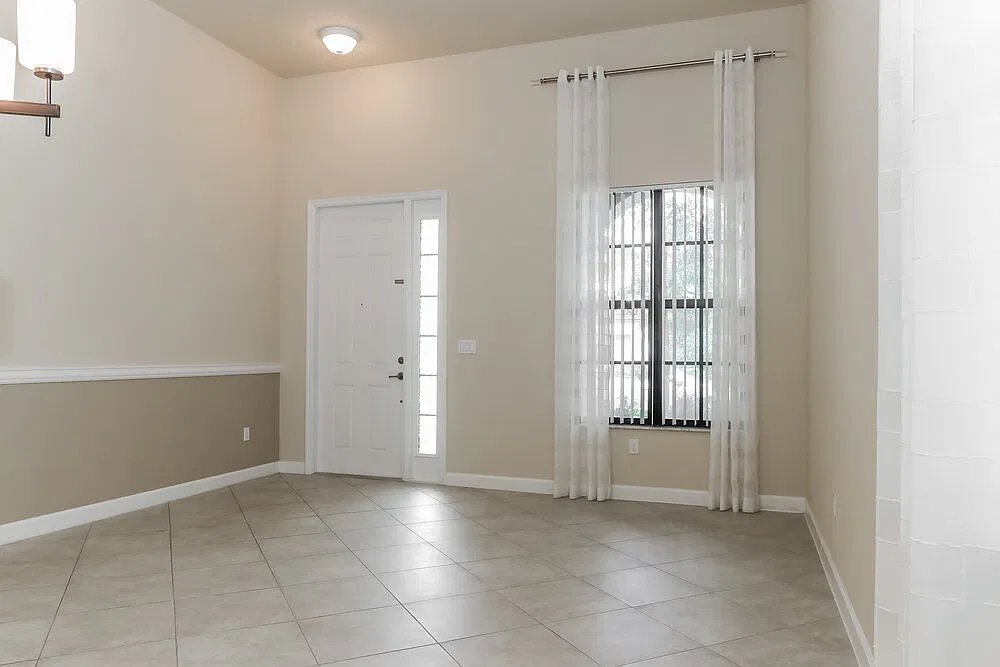 4 bed, 2.5 bath, 2287 sqft, $3,535 — Photo 4