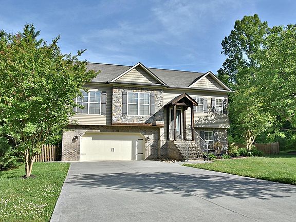 2nd image of 7168 Grizzly Creek Ln