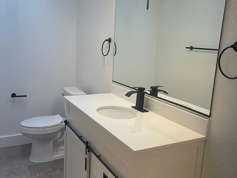 4400 Melody Ln — Photo 14
