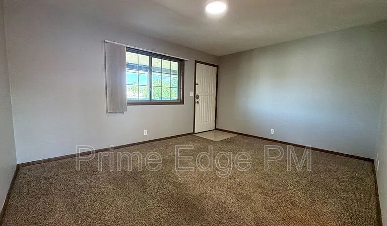 1109 N 28th St #12 — Photo 6