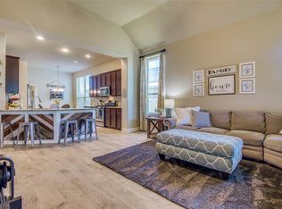 8207 Laughing Falcon Trl, Conroe, TX 77385