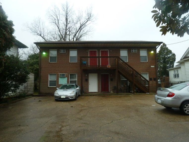 1st image of 2623 Waverly Way APT A