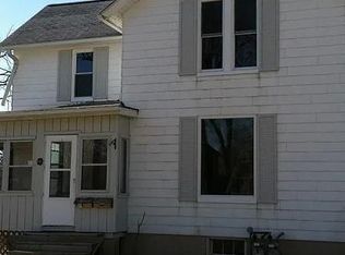 998 9th St #2, Marion, IA 52302