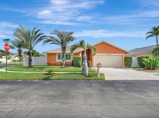 10201 SW 16th Ct, Davie, FL 33324