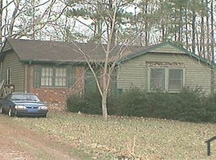 1028 Rock Dr, Raleigh, NC 27610