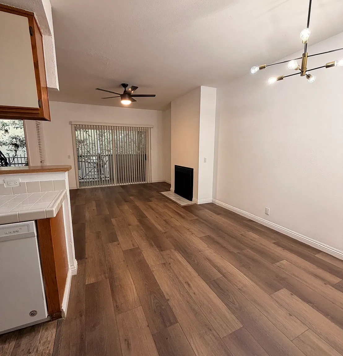 2 bed, 850 sqft, $2,850 — Photo 4