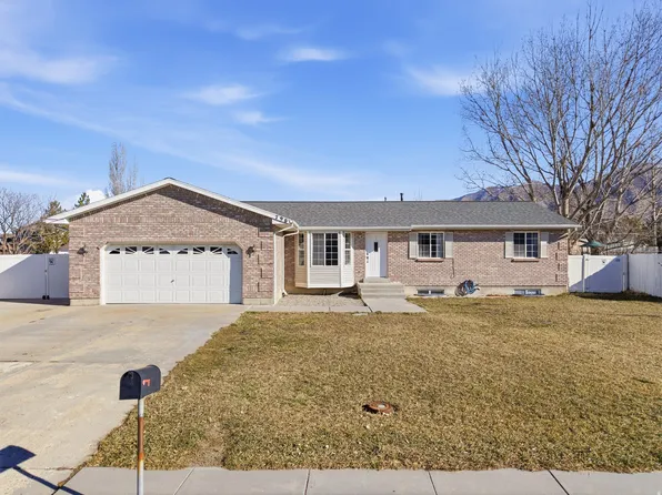 796 Lakeview Dr W, Tooele, UT 84074