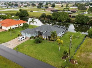 23 NE 5th Ter, Cape Coral, FL 33909
