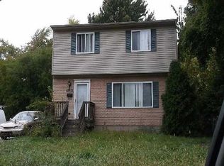 28522 Fernwood St, Inkster, MI 48141