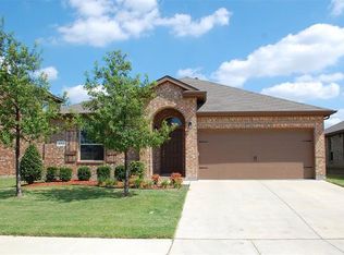 473 Spring Dr, Fort Worth, TX 76131