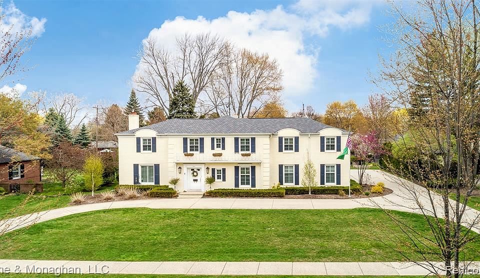 1st image of 562 Sunningdale Dr