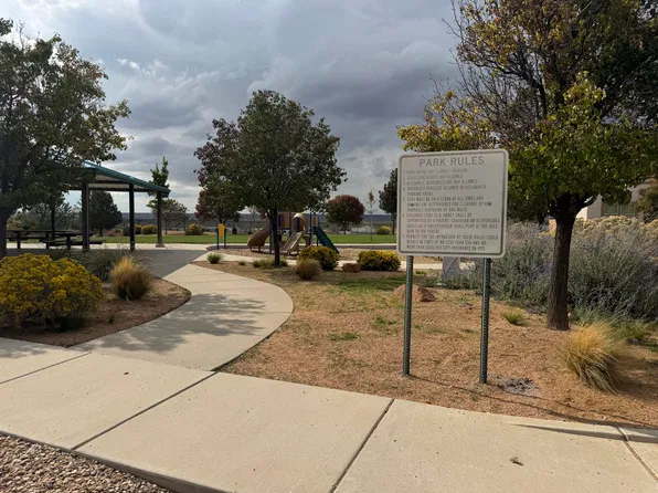52 El Camino Loop NW, Rio Rancho, NM 87144