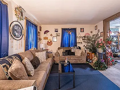 3 bed, $1,800 — Photo 3