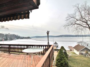 71 Castle Rock Rd, Lake Hopatcong, NJ 07849