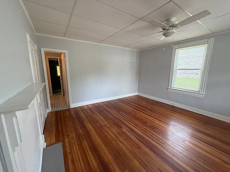 114 Schoolfield Dr — Photo 12