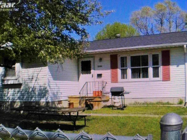 5206 Winsford By Way, Flint, MI 48506