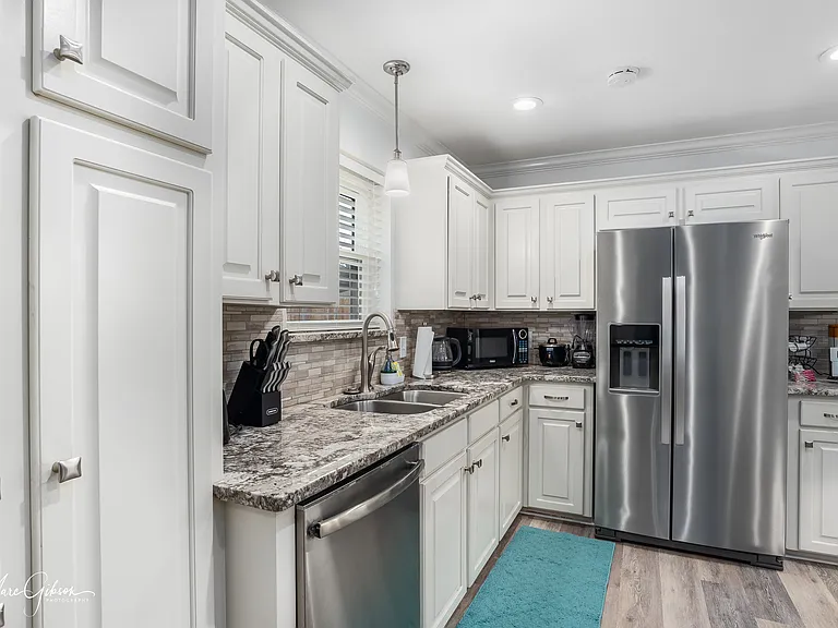 106 Fountainbleu Dr — Photo 34