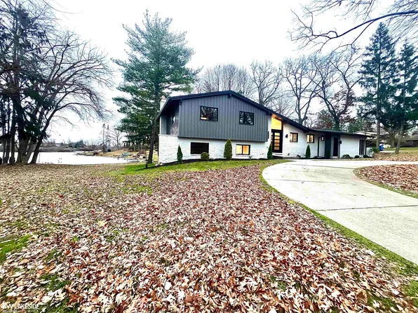 3420 Wormer Dr, Waterford, MI 48329