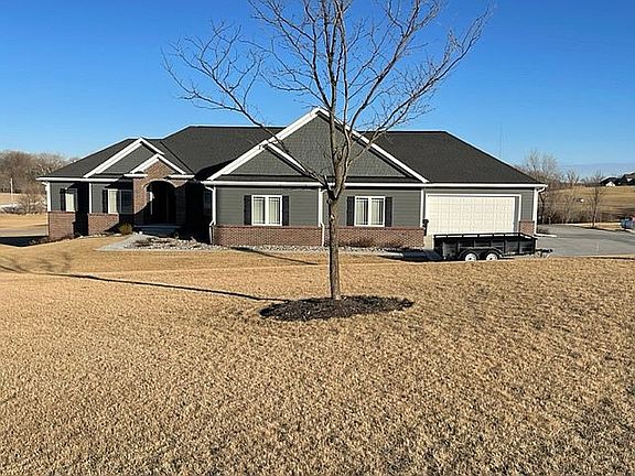 3rd image of 1321 Shire Ln