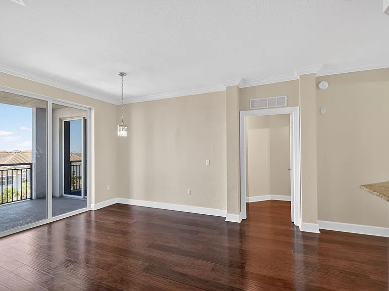 1660 Renaissance Commons Blvd #2517 — Photo 6