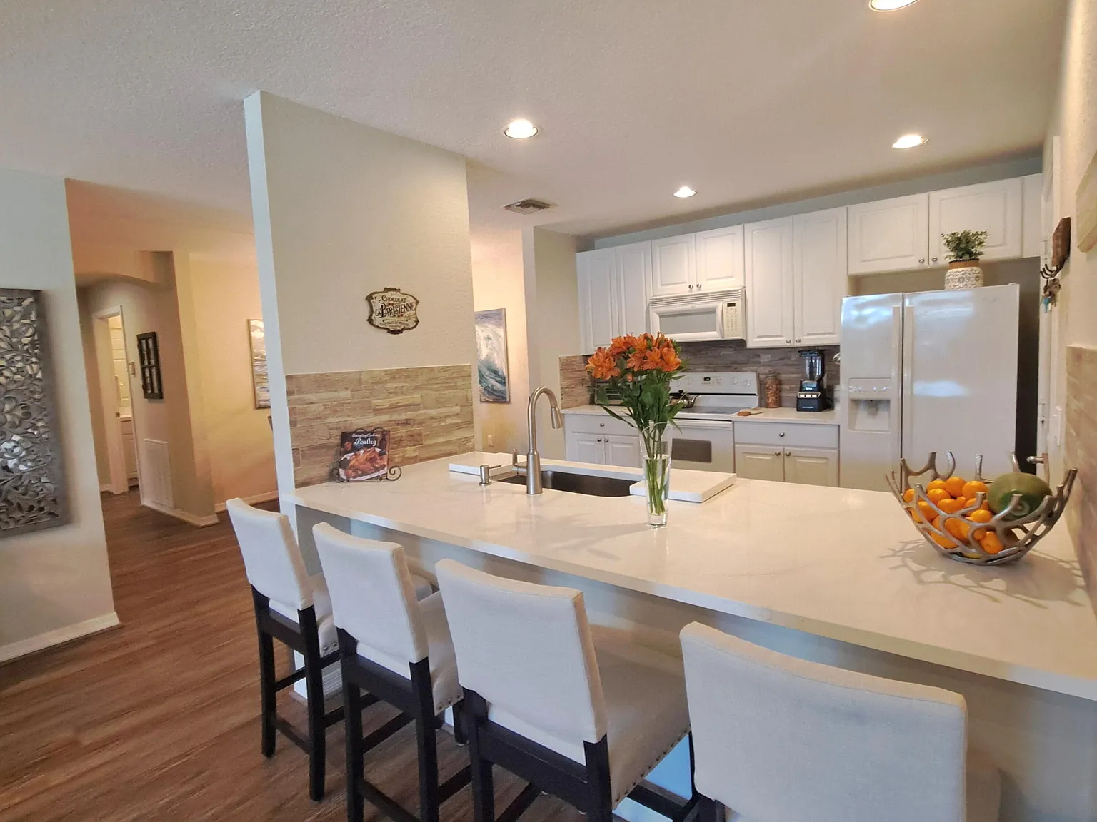 2 bed, 2.0 bath, 1286 sqft, $2,000 — Photo 4
