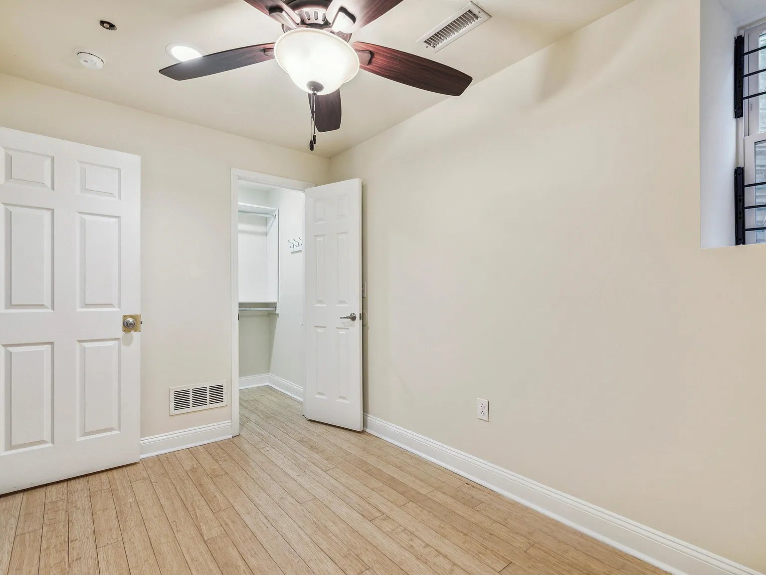 2129 N 17TH ST Unit 1 — Photo 4