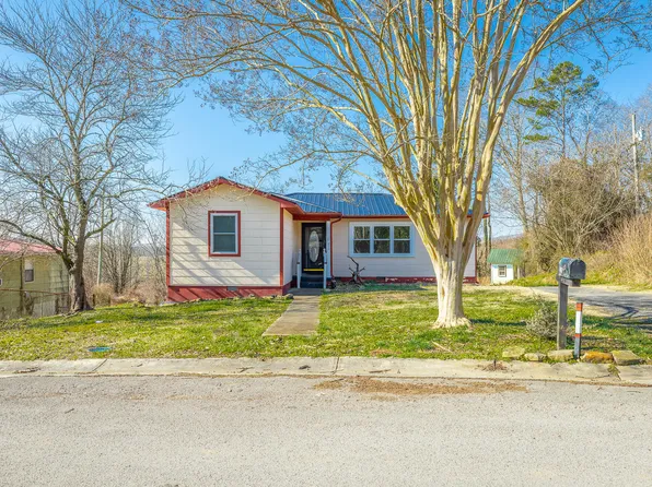 210 Ruby St, Bridgeport, AL 35740