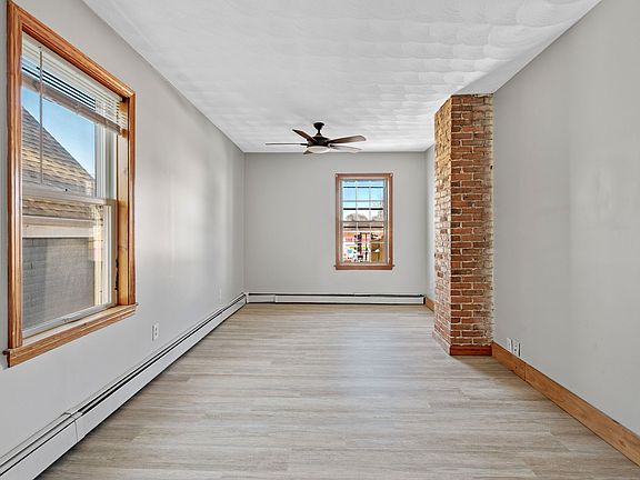 5th image of 69 Tremont St #2