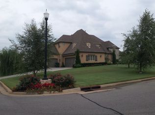 1901 E Woodland Cir, Muskogee, OK 74403