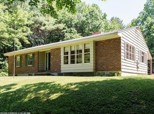 163 Blackstrap Rd, Falmouth, ME 04105