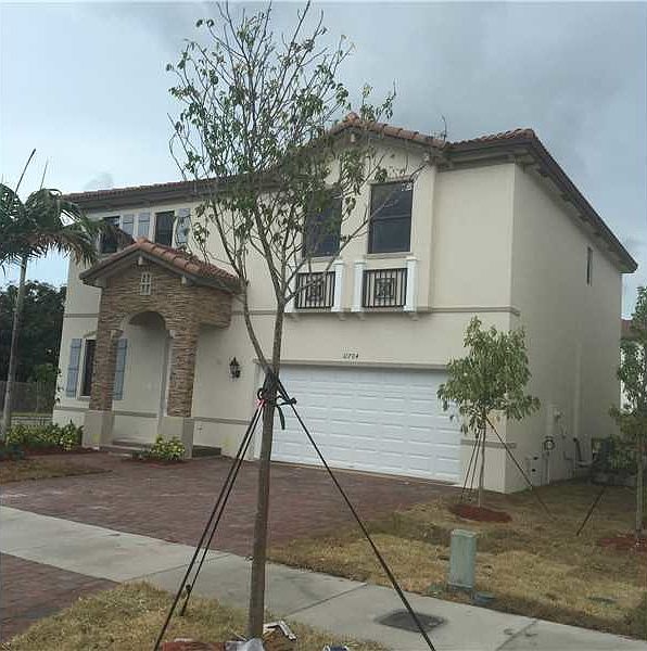 2nd image of 11704 SW 235th St