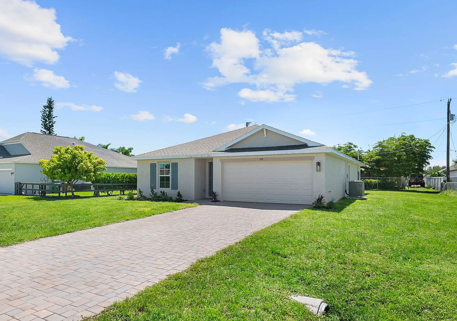 Rare 4-Bedroom New Construction in SW Cape Coral ** Fully Fenced Yard Coming Soon** — Photo 2