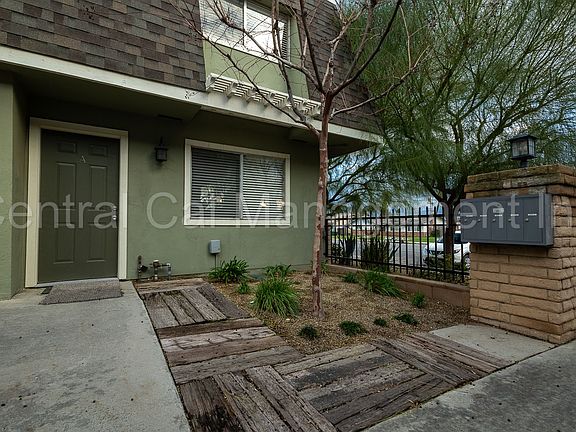 2nd image of 930 Day Ave APT A