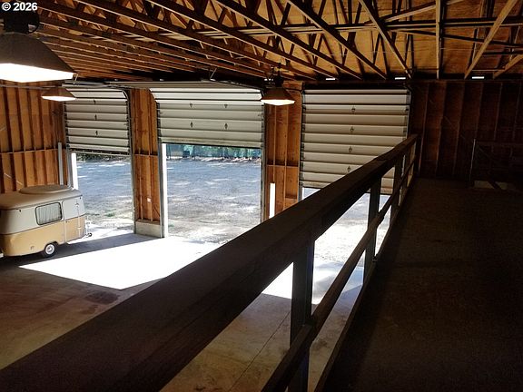 3rd image of 1441 W Main St