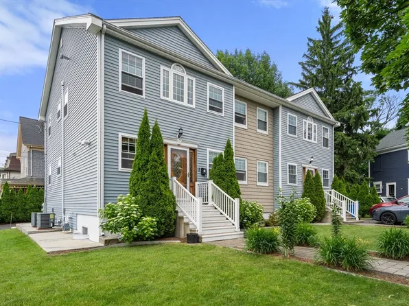 104 Crescent St #1, Waltham, MA 02453