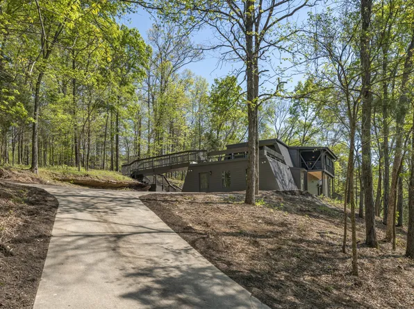 7711 Steeplechase Ct, Nashville, TN 37221