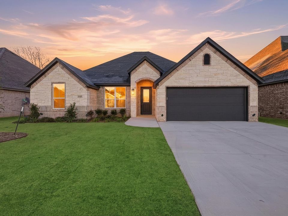 1st image of 1486 Highland Park Cir