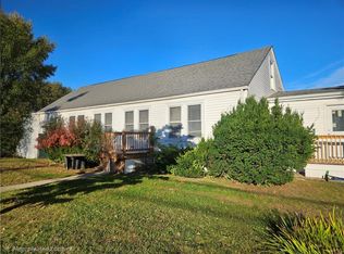 207 Old County Rd, Smithfield, RI 02917