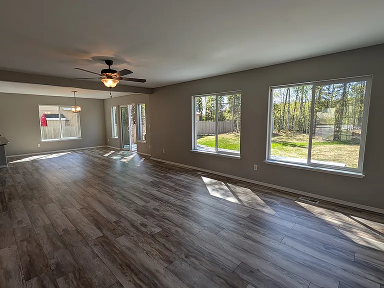 12934 Rosser Dr — Photo 6