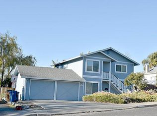 1127 W 9th St #B, Benicia, CA 94510
