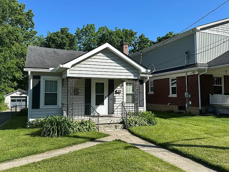 232 Bassett Ave — Photo 1