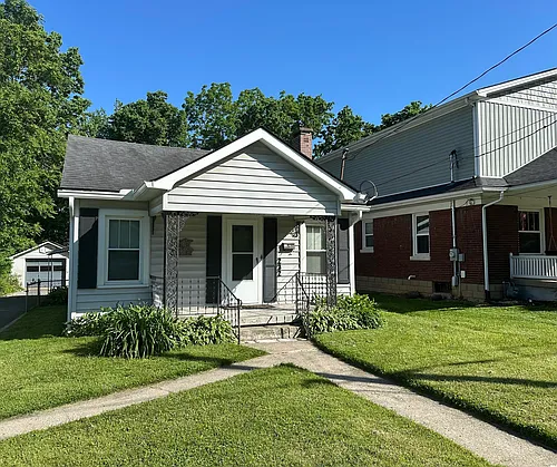 232 Bassett Ave Photo 1