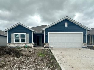 583 W Lanesfield St, Gardner, KS 66030